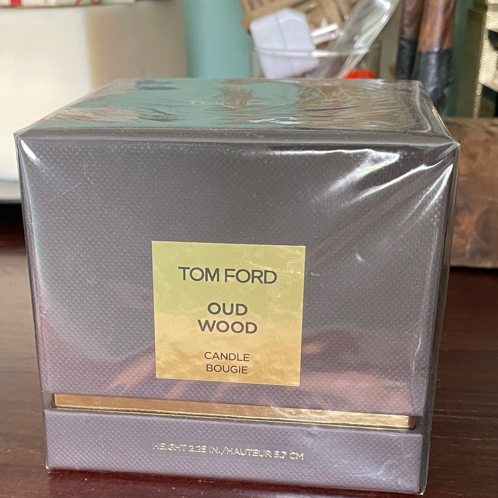 Tom Ford Oud Wood Candle